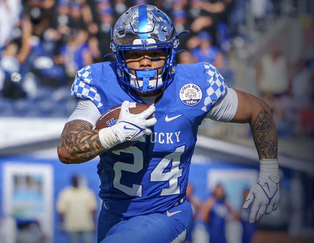 COLLEGE FOOTBALL: Wildcats fall out of SEC East title chase