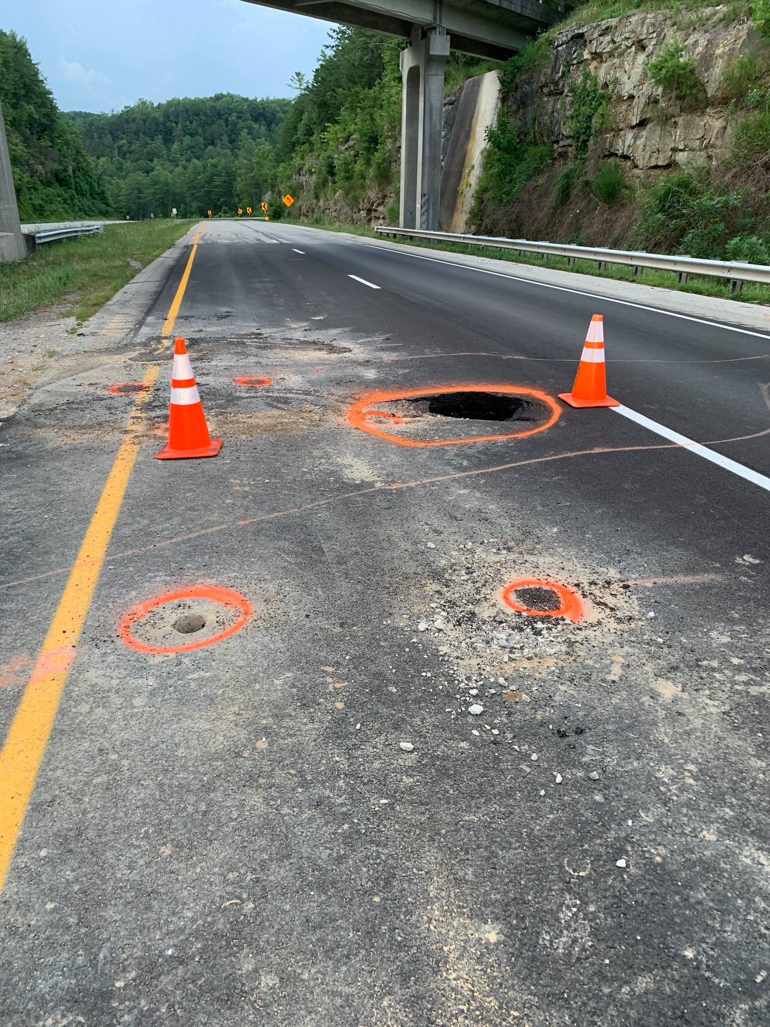Roadbed collapse closes section of Mountain Parkway