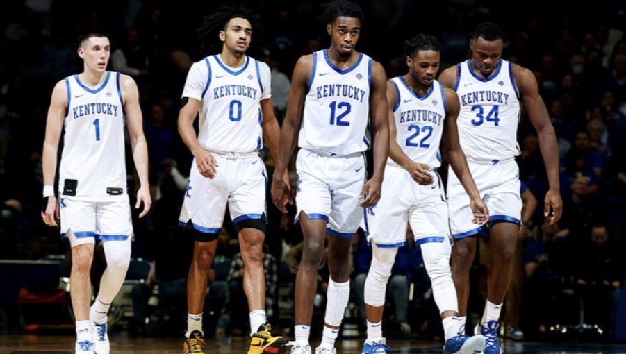 COLLEGE BASKETBALL: Wildcats heat up, hand Aggies first SEC loss