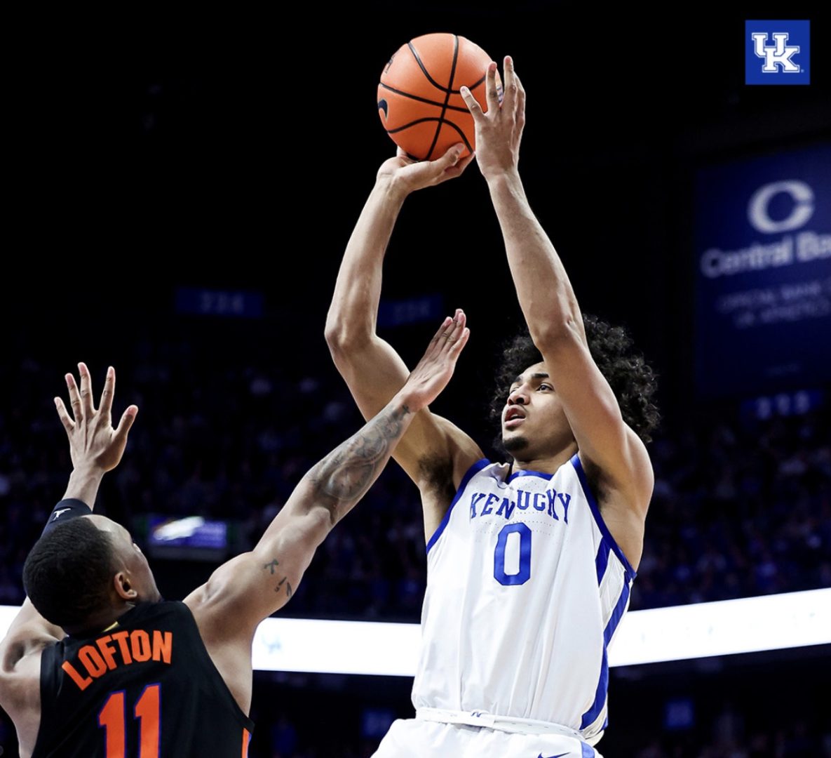COLLEGE BASKETBALL: Kentucky heating up at right time