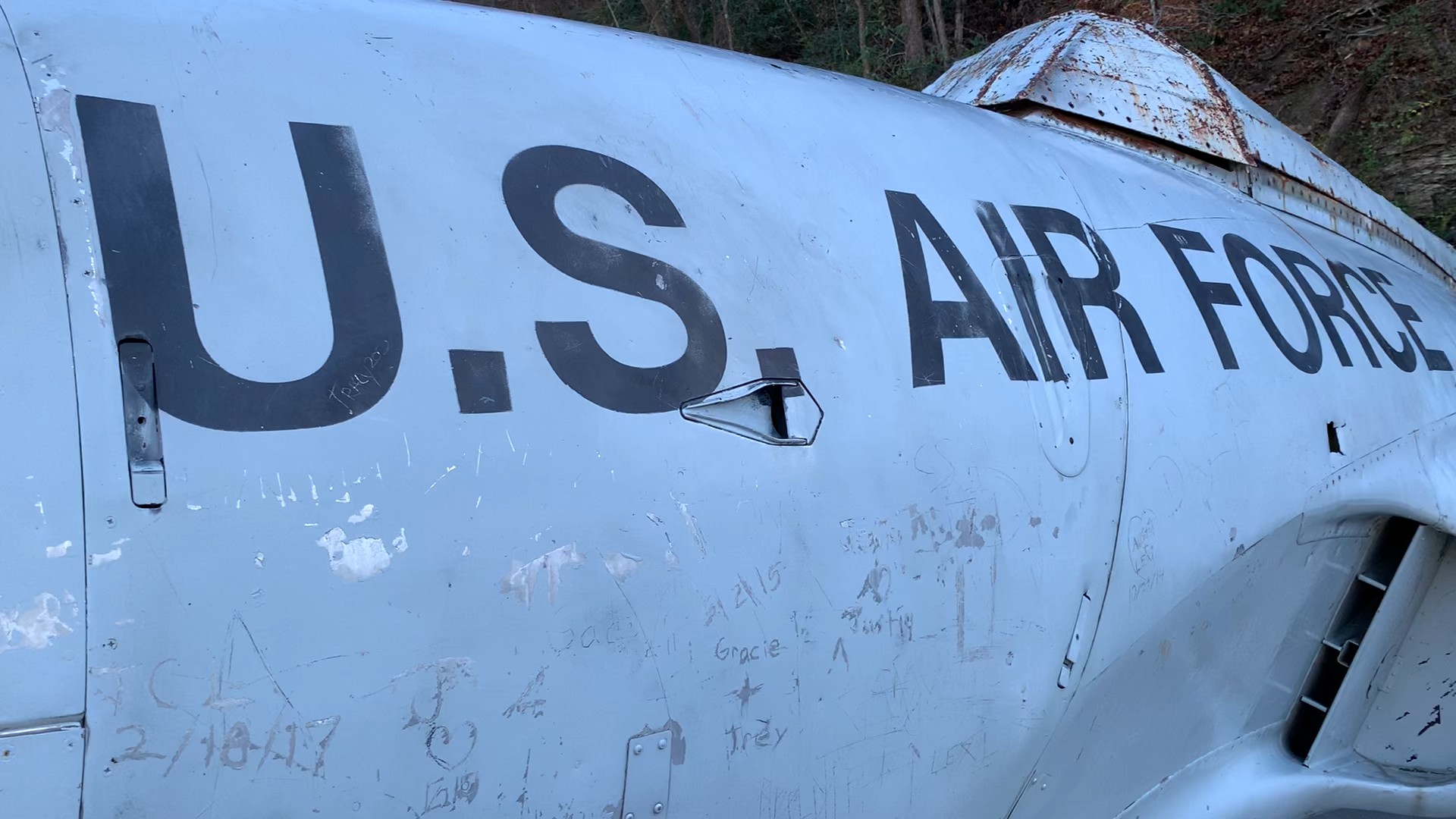 Local VFW Post displays Lockheed T-33 at memorial park