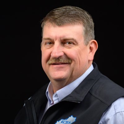 Magoffin County judge-executive announces he will retire at the first of the year