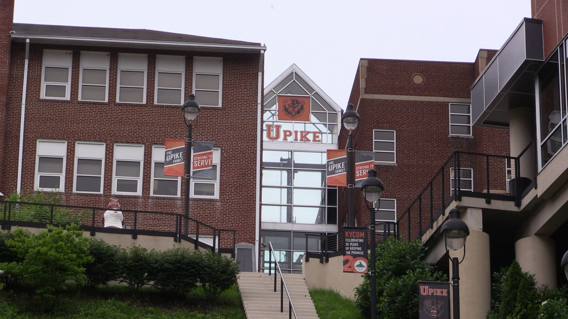 UPike defends plan to convert hotel to student housing