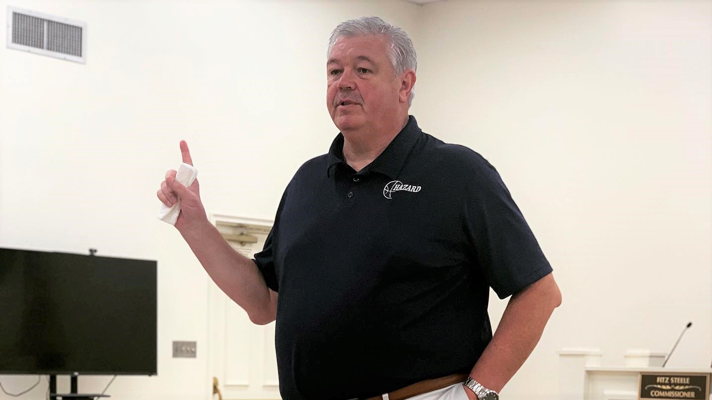 HIGH SCHOOL BASKETBALL: Legendary Hazard coach retires after 30 seasons