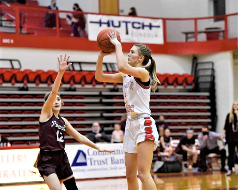 HIGH SCHOOL BASKETBALL: Lady Pirates top Dawgs; Panthers beat Cougars
