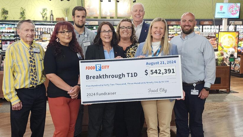 Food City presented a check for $542,391 to Breakthrough T1D. Pictured from left to right are Food City Associate Woody Woods, Food City Store Manager Kim Tabaku, Food City Associate Robert Gladwin, Lori Marsh with Breakthrough T1D, Food City Special Events Manager Betsi James, Food City Senior Vice President & Chief Operations Officer Greg Sparks, Food City Executive Vice President of Operations Katie Penny and Food City District Manager Steven Jones.