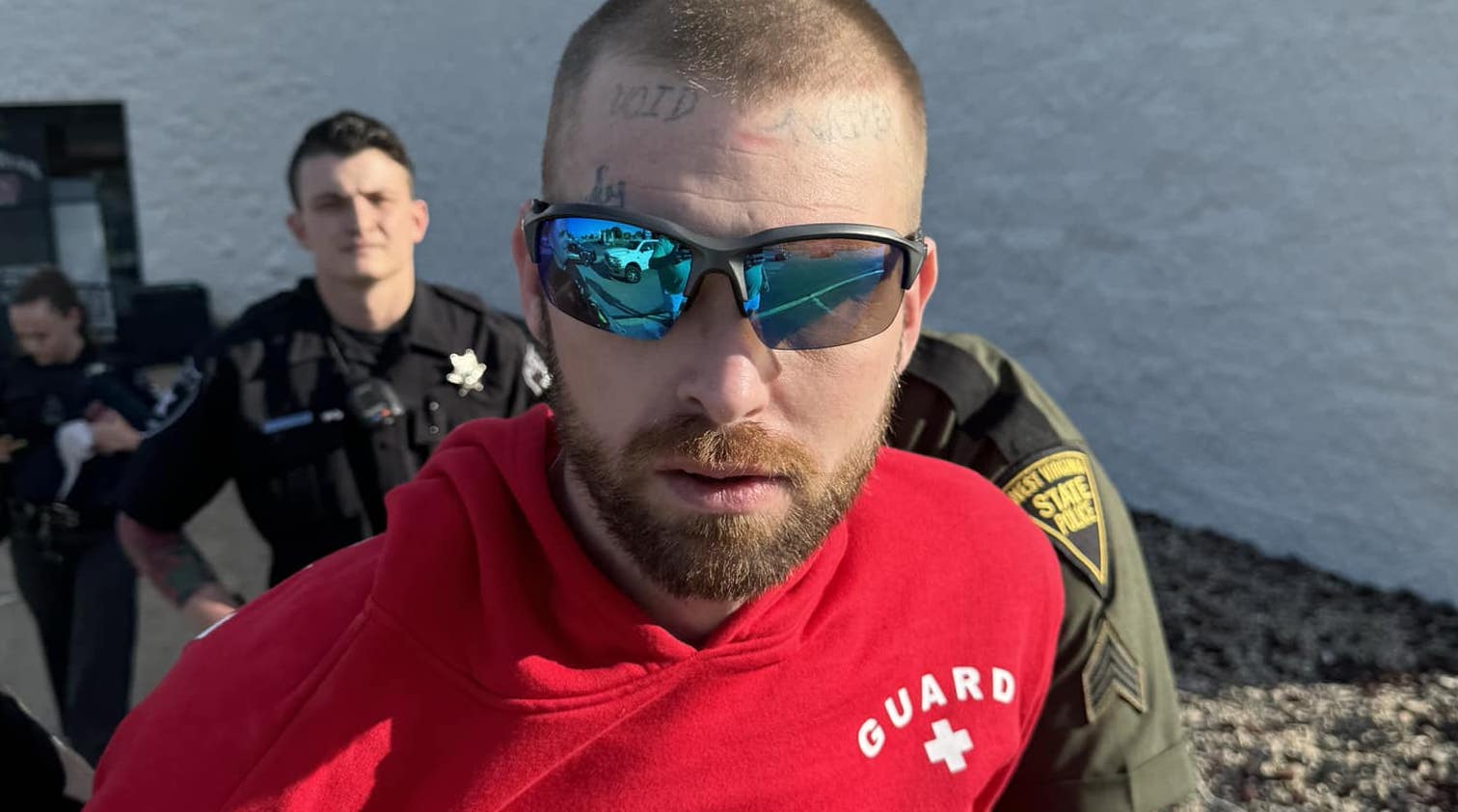 Judge’s quadruples escapee’s bond