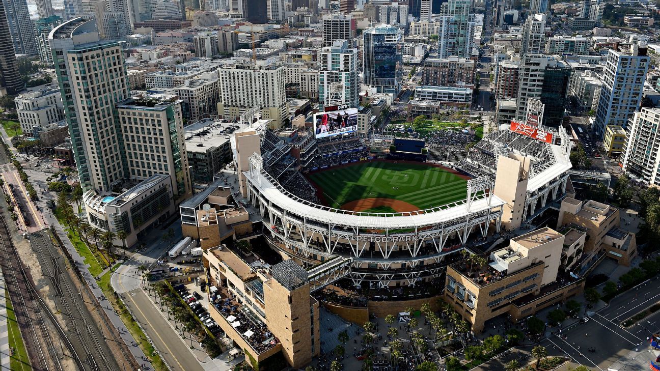 Padres-Mariners series moved to S.D. due to air