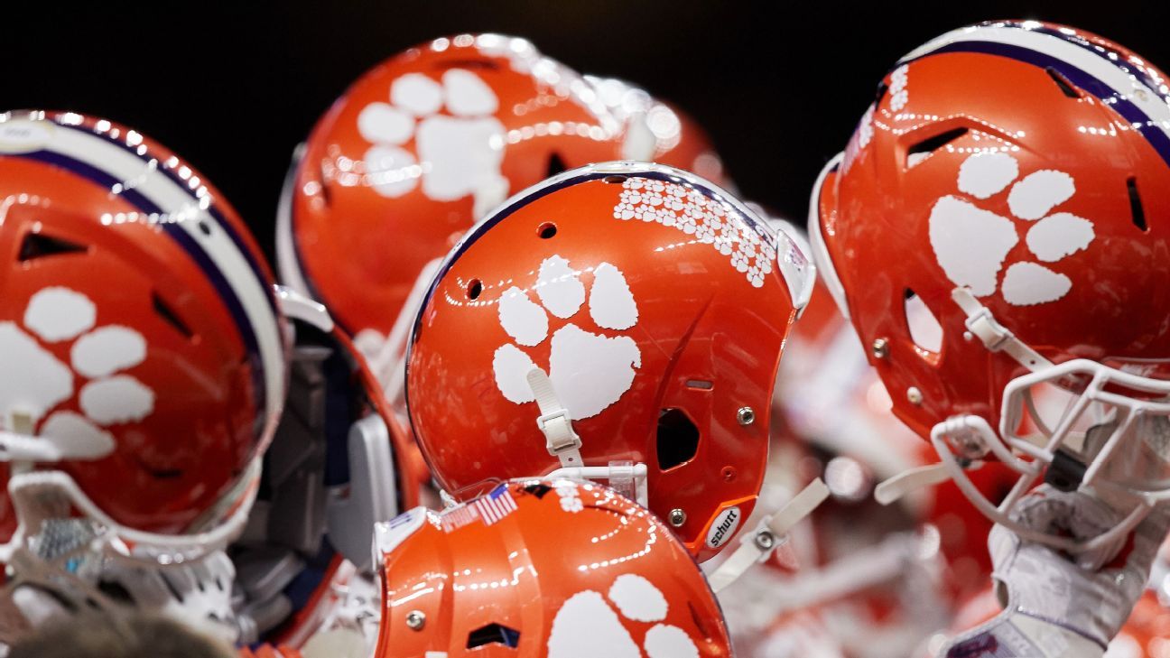 Clemson, Bama top updated national title odds
