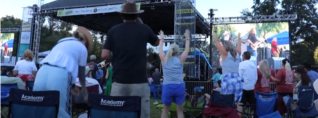 Alley Fest Enjoys Good Music and Weather