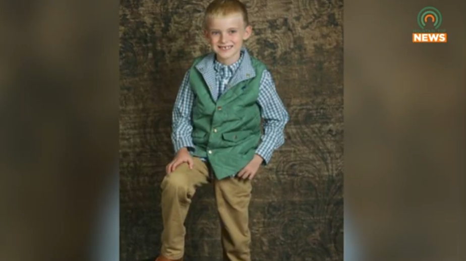 Betsy Layne Elementary wears green to show support for student facing surgery