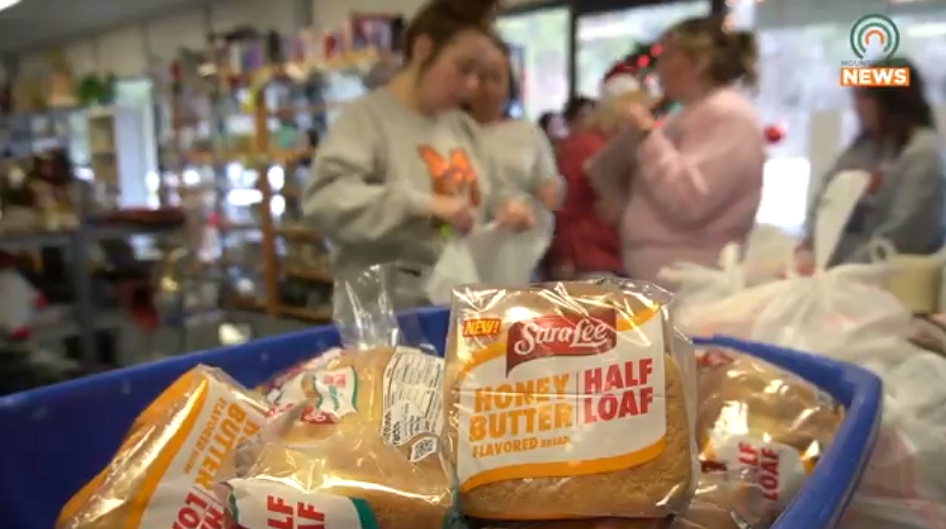 East Kentucky Dream Center holds huge Christmas giveaway