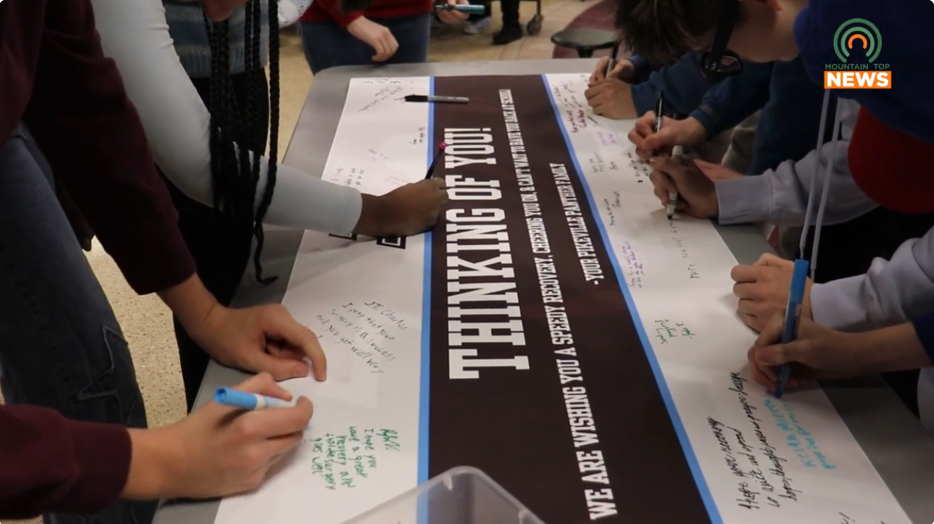 Pikeville Highschool wears blue for Liam