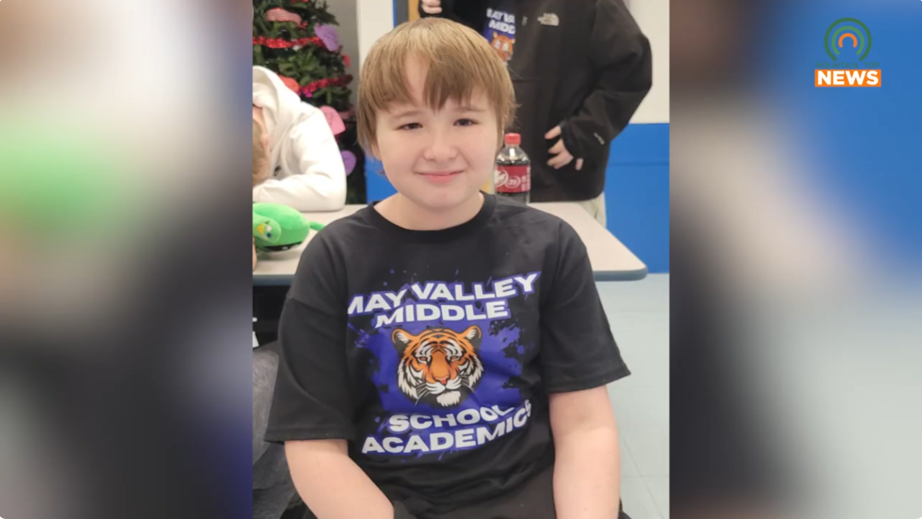 Floyd County boy also running for America’s Favorite Student