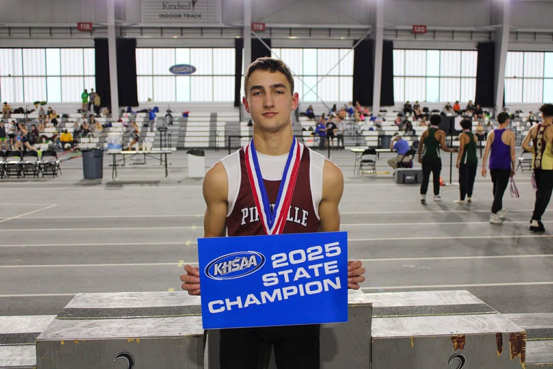 Gayheart takes first-place in triple jump at Indoor Track and Field State Championships