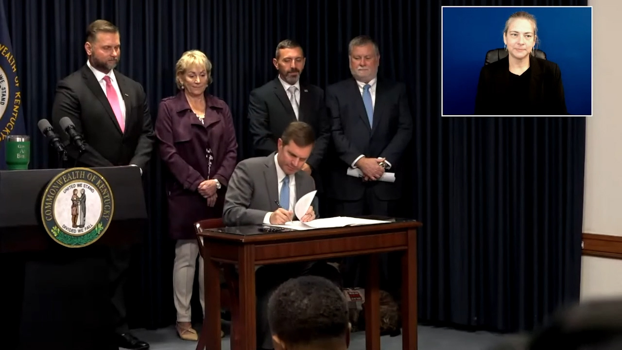 Beshear signs order allowing use and possession of medical marijuana