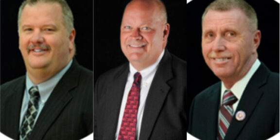 Pikeville Commissioner Bob Shurtleff has announced his intention to run for mayor, while Mayor Jimmy Carter has officially filed for re-election and Commissioner Steve Hartsock has officially filed to run against him.