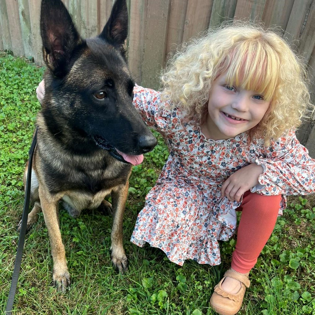 Prestonsburg K-9 Nelson, now retired, is reunited with Paisley, the daughter of his late handler, Jacob Chaffins.