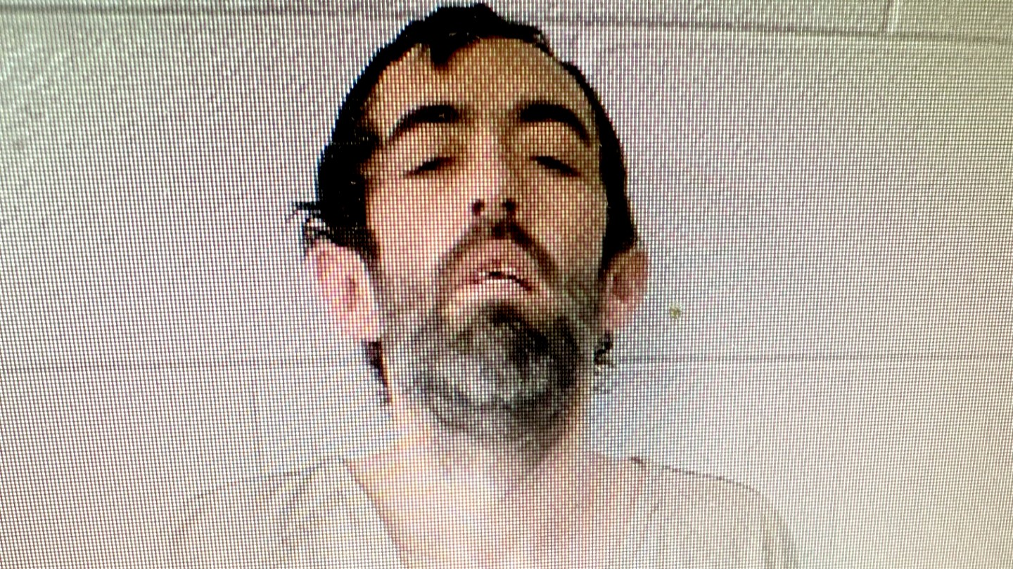 Man on parole for shooting officer arrested for drug trafficking