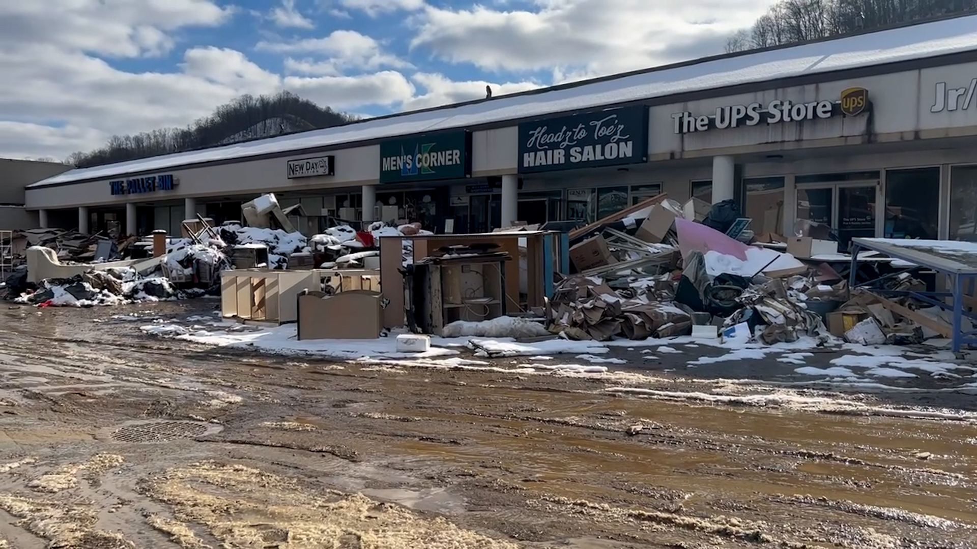 Governor announces $6 million plan to restore Weddington Plaza